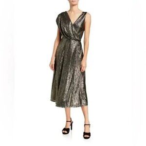 alice + olive shimmer Roxy drape midi dress in Black with Metallic Size 0